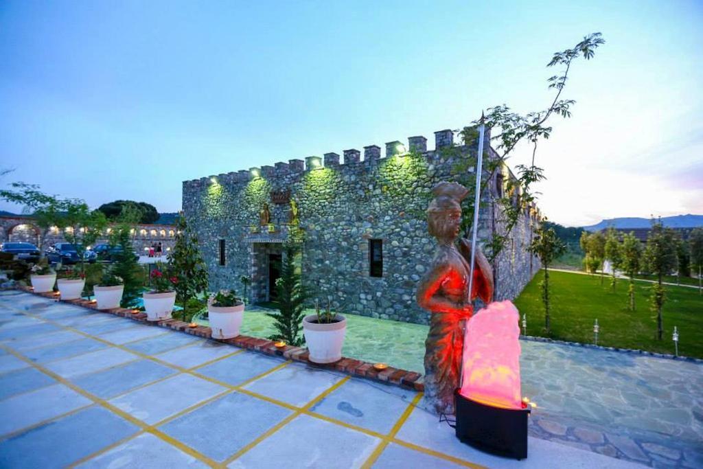 Kriva Resort เอลบาซาน ภายนอก รูปภาพ