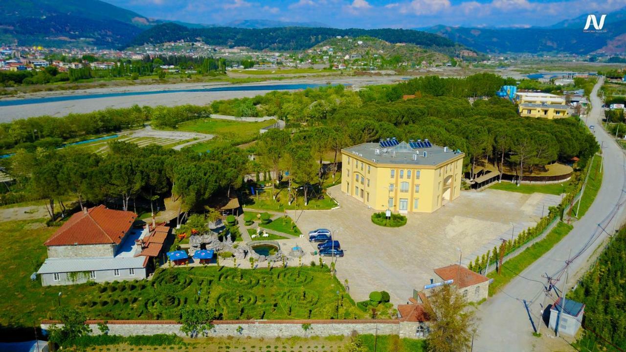 Kriva Resort เอลบาซาน ภายนอก รูปภาพ