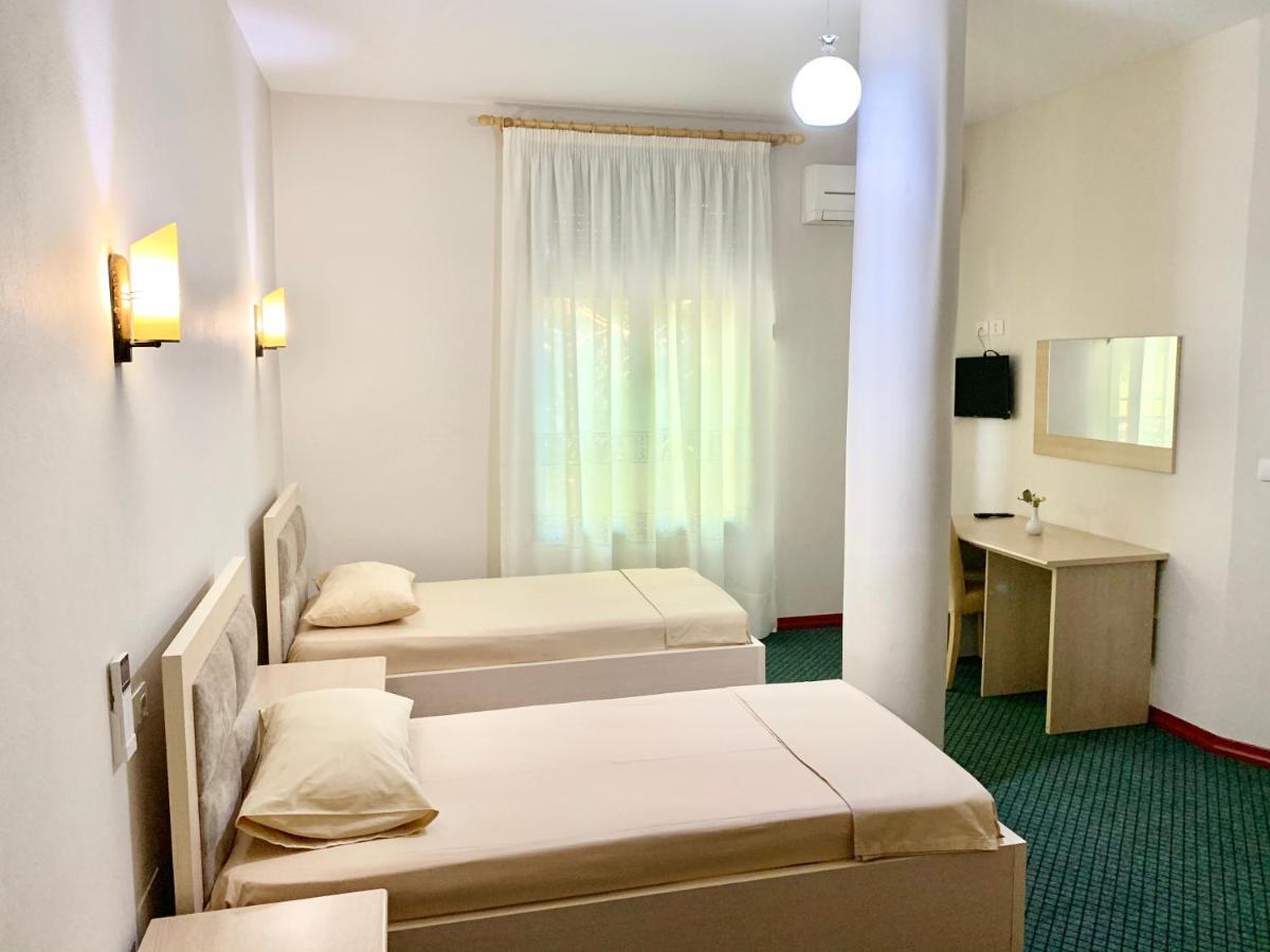 Kriva Resort เอลบาซาน ภายนอก รูปภาพ